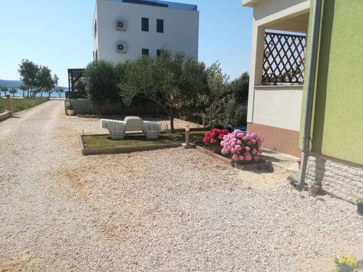 Apartments Matilda Sukošan Εξωτερικό φωτογραφία