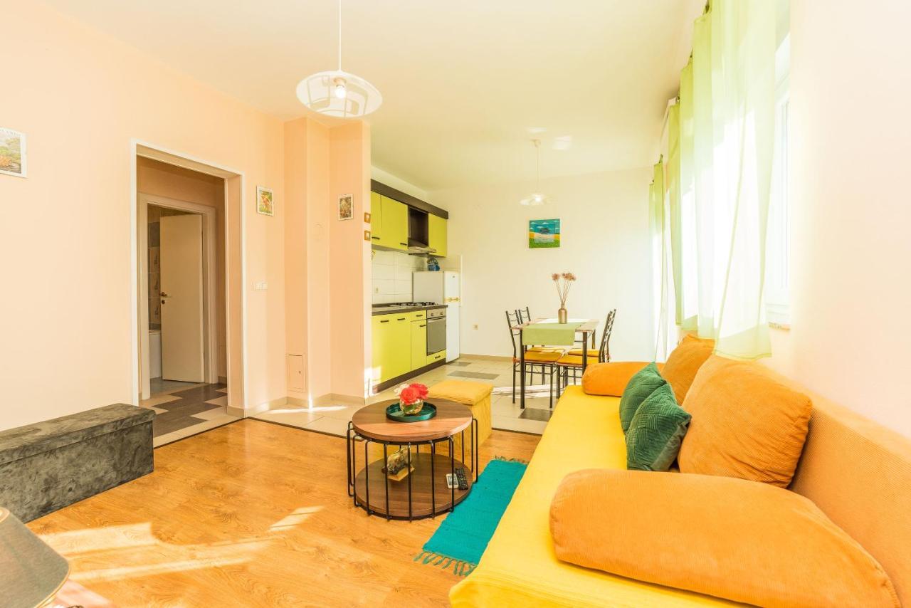 Apartments Matilda Sukošan Εξωτερικό φωτογραφία
