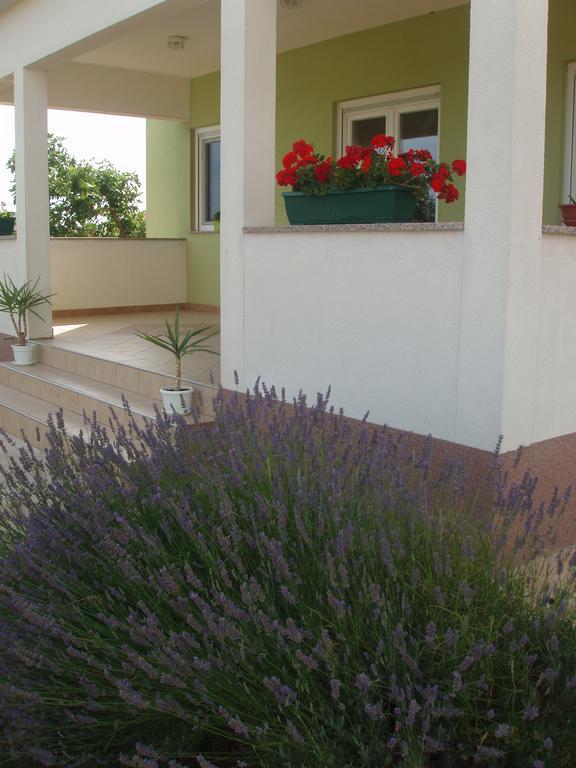 Apartments Matilda Sukošan Εξωτερικό φωτογραφία